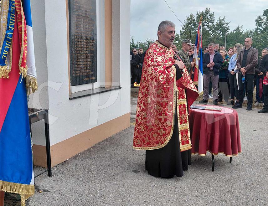 ВЛАСЕНИЦА, 26. СЕПTЕМБРА /СРНА/ - На Рогосији код Власенице обиљежене су 34 године од погибије 29 бораца Војске Републике Српске у мучком нападу непријатељских снага на данашњи дан 1992. године.