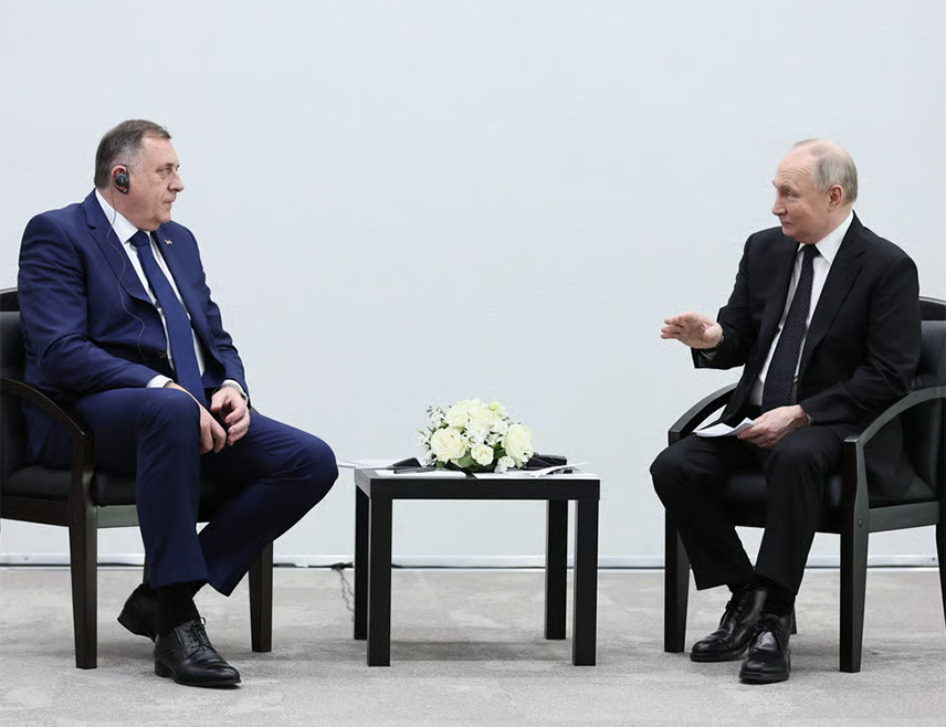 MOSCOW, SEPTEMBER 29 /SRNA/ - President Milorad Dodik said he intends to discuss gas supplies and cooperation on helicopter engine repairs with Russian President Vladimir Putin.
