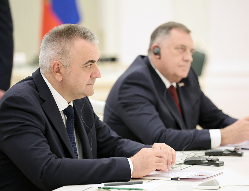 МОСКВА, 30. СЕПТЕМБРА /СРНА/ - Предсједник Владе Републике Српске Саво Минић изјавио је у Европи расте број оних који подржавају дијалог са Русијом и напоменуо да не постоји алтернатива дипломатији.