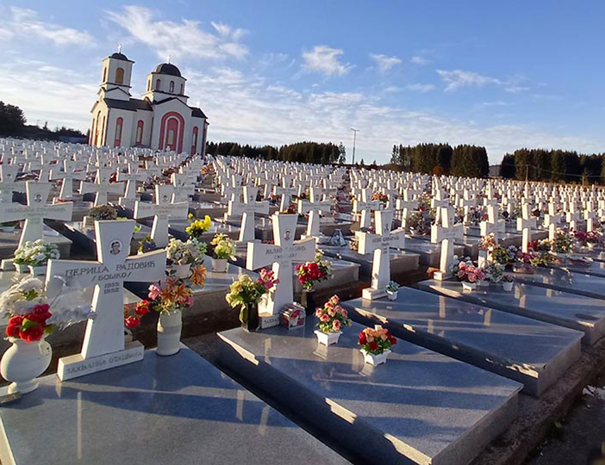 БАЊАЛУКА, 3. ОКТОБРА /СРНА/ - Руководство Борачке организације Републике Српске /БОРС/ посјетиће данас спомен-гробље Нови Зејтинлик на Сокоцу поводом завршетка реконструкције 172 гробна мјеста српских бораца.