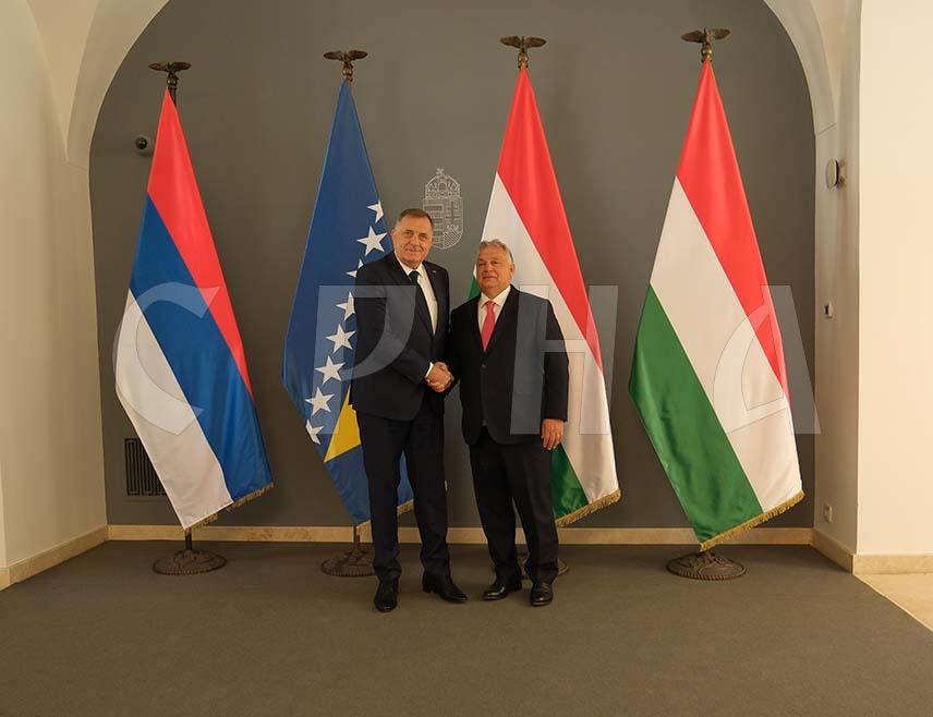 BANJA LUKA, OCTOBER 5 /SRNA/ - President Milorad Dodik thanked Hungarian Fidesz party leader Viktor Orbán for congratulating SNSD on its victory in yesterday's election.