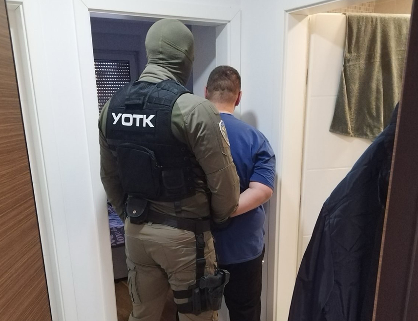 BANJA LUKA, OCTOBER 6 /SRNA/ - Officers of the Republika Srpska Ministry of Internal Affairs /MoI/ Directorate for Organized and Serious Crime arrested a Montenegrin national in Doboj today who was wanted by Germany under an international Interpol Red Notice.