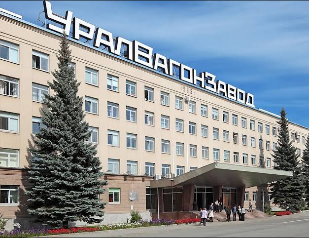 МОСКВА, 9. ОКТОБРА /СРНА/ - Руски предсједник Владимир Путин честитао је "Уралвагонзаводу", једном од највећих руских произвођача тенкова, 90 година постојања, истичући улогу овог предузећа у снабдијевању оружаних снага савременом војном опремом.