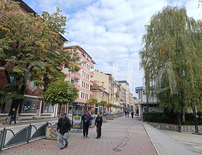 ЗВОРНИК, 14. ОКТОБРА /СРНА/ - Сезона гријања у Зворнику почиње сутра, а цијена услуге остаје иста, саопштено је данас из предузећа "Зворник стан".