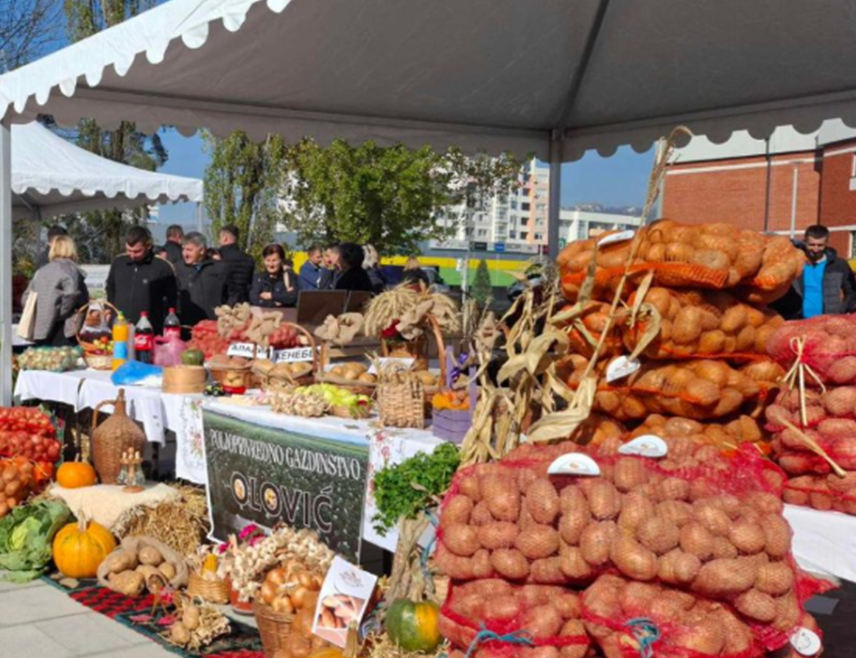 ISTOČNO SARAJEVO, OCTOBER 16 /SRNA/ – Rogatica Potato and Romanija Kajmak Days will be held tomorrow at Serbia square in Istočno Novo Sarajevo, where secondary school students will prepare traditional dishes featuring potatoes and kajmak, a creamy dairy product.
