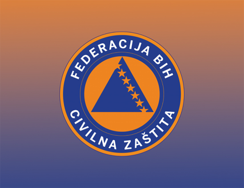 САРАЈЕВО, 21. ОКТОБРА /СРНА/ - У Херцеговини је повећана опасност од активирања клизишта усљед најављених обилних киша и натапања тла, упозорила је Федерална управа цивилне заштите.