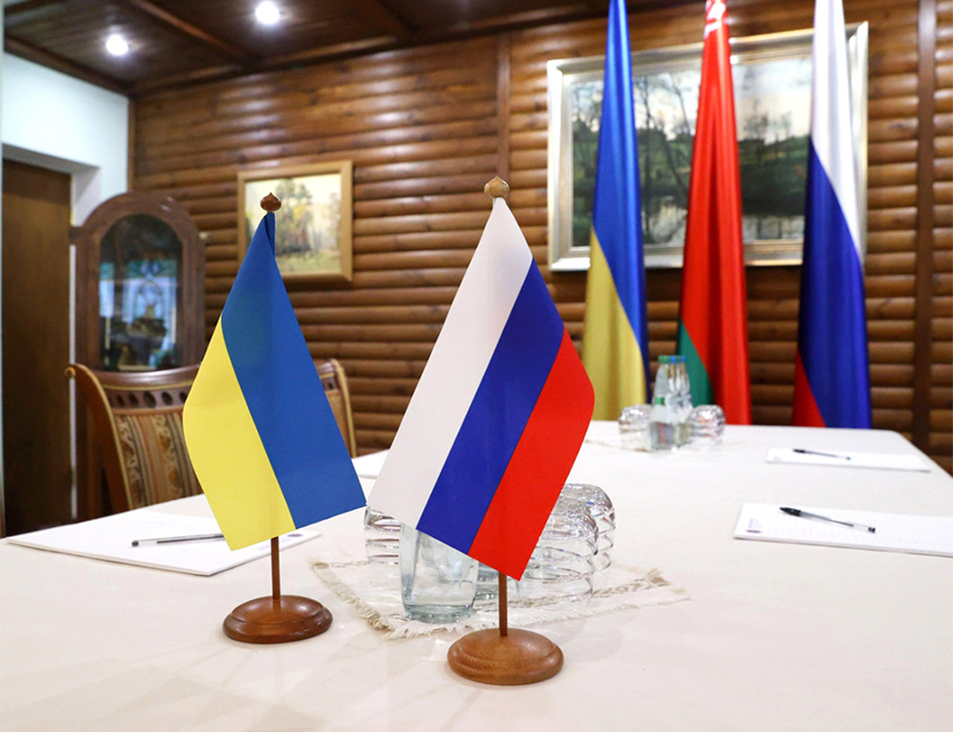 ВАШИНГТОН, 23. ОКТОБРА /СРНА-Ројтерс/ - Украјински предсједник Владимир Зеленски изјавио је да су се мировни преговарачи из Украјине, Русије и Америке сагласили да се састану на техничком нивоу у првој половини новембра у Абу Дабију и изразио је наду да ће услиједити и састанак лидера тих земаља.