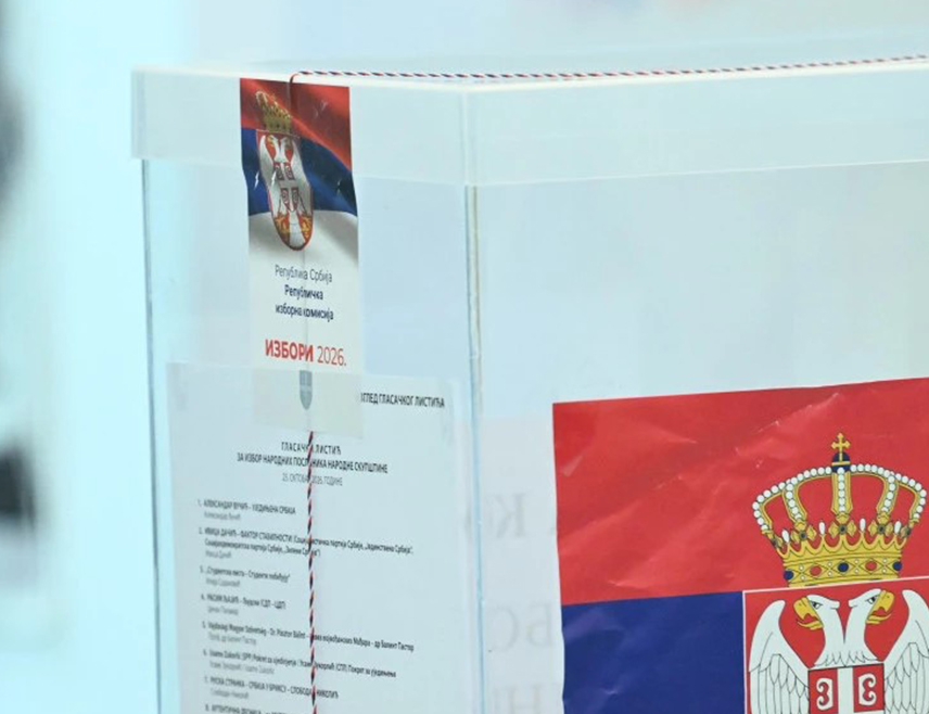 БЕОГРАД, 25.ОКТОБРА /СРНА/ - На парламентарним изборима у Србији до 9.00 часова гласало је 12 одсто бирача, прве су процјене ИПСОС-а и Цесида о излазности.