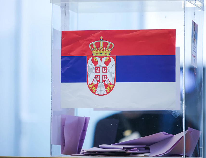 БЕОГРАД, 25. ОКТОБРА /СРНА/ - У Србији је на ванредним парламентарним изборима до 11.00 часова гласало 27,3 одсто бирача, процјена је Центра за слободне изборе и демократију /ЦЕСИД/.