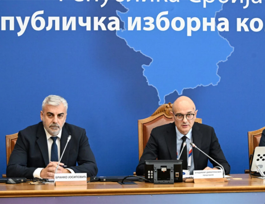 БЕОГРАД, 25. ОКТОБРА /СРНА/ - У Србији је на ванредним парламентарним изборима до 16.00 часова излазност, без Косова и Метохије, износила 56,38 одсто од укупног броја уписаних бирача, саопштила је Републичка изборна комисија /РИК/.
