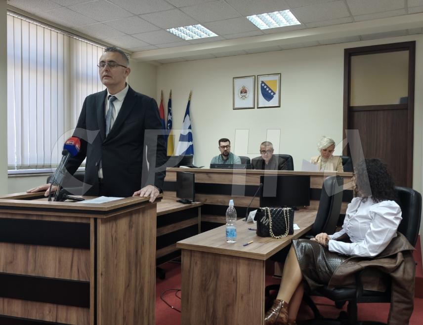 БИЈЕЉИНА, 28. ОКТОБРА /СРНА/ - Пред Основним судом у Бијељини води се 20 кривичних предмета који се односе на насиље у породици, од којих су половина тежи облици, речено је на округлом столу који је овај суд организовао поводом обиљежавања Европског дана правде.