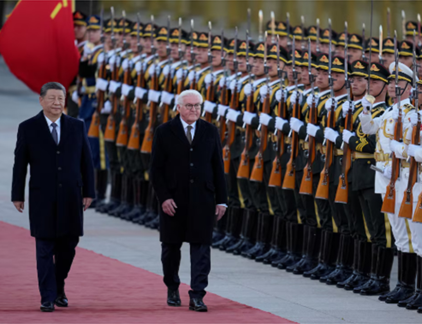 ПЕКИНГ, 30. ОКТОБРА /СРНА-Ројтерс/ - Њемачки предсједник Франк Валтер Штајнмајер нагласио је у разговору са кинеским предсједником Си Ђинпингом у Пекингу потребу да Кина помогне у очувању међународног поретка.