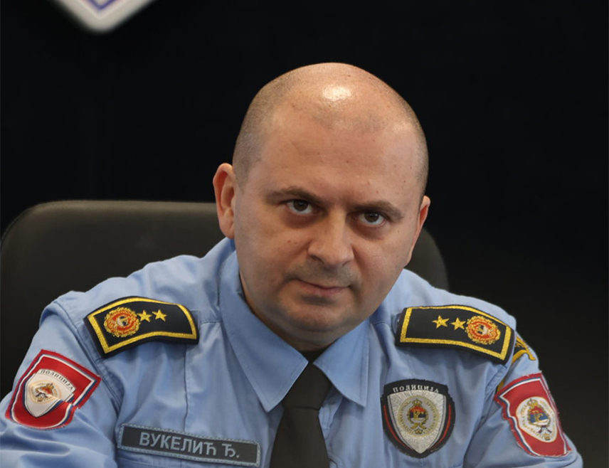 BANJA LUKA, OCTOBER 30 /SRNA - Officers from the Obilićevo Police Station prevented a woman from jumping into the Vrbas River, Banja Luka Police Administration Chief Đurica Vukelić said.