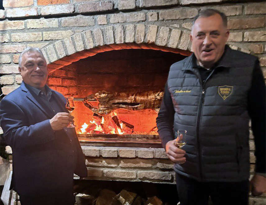 БАЊАЛУКА, 30. ОКТОБРА /СРНА/ - Предсједник Милорад Додик угостио је вечерас бившег мађарског премијера Виктора Орбана и његову супругу.