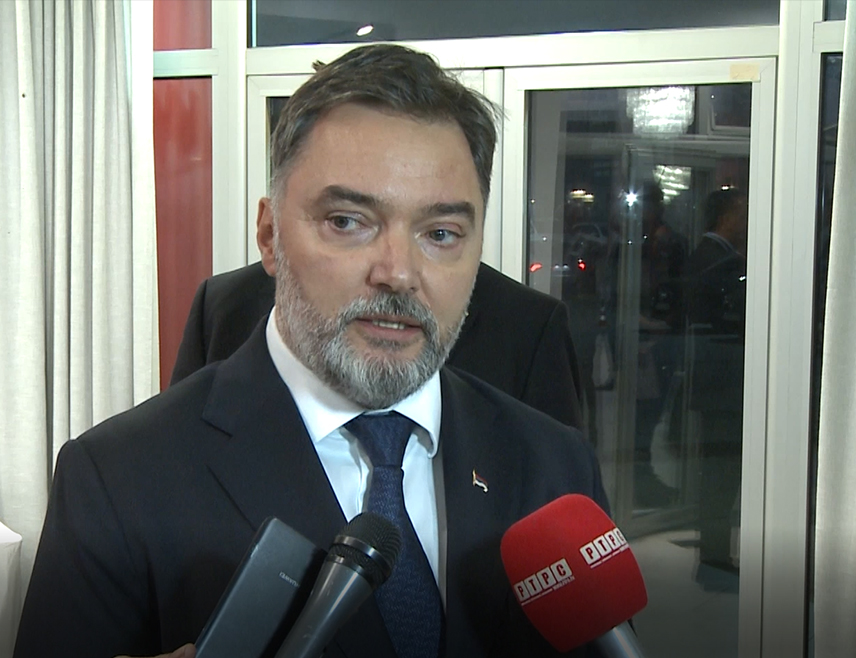 BIJELJINA, OCTOBER 31 /SRNA/ - Deputy Chairman of the Council of Ministers Staša Košarac said that talks were underway on investment by the Russian Federation in the defense industry company Orao.